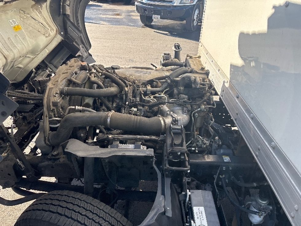 Light Duty Box Truck-Light and Medium Duty Trucks-Isuzu-2022-NPR-West Sacramento-CA-104,575\n\t\tmiles-$ 48,250 - Image 24