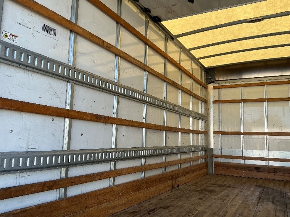 Light Duty Box Truck-Light and Medium Duty Trucks-Isuzu-2022-NPR-West Sacramento-CA-113,362\n\t\tmiles-$ 47,500 - Image 11