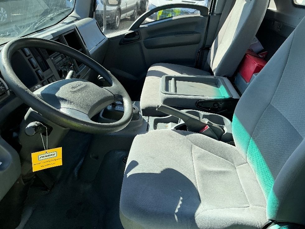 Light Duty Box Truck-Light and Medium Duty Trucks-Isuzu-2022-NPR-West Sacramento-CA-113,362\n\t\tmiles-$ 47,500 - Image 19