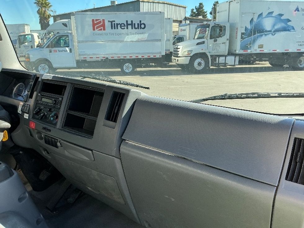 Light Duty Box Truck-Light and Medium Duty Trucks-Isuzu-2022-NPR-West Sacramento-CA-113,362\n\t\tmiles-$ 47,500 - Image 21