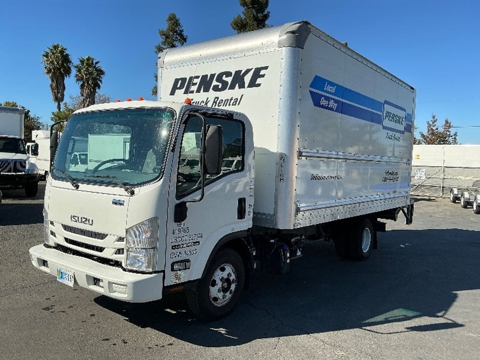 2022 Isuzu NPR photo 3