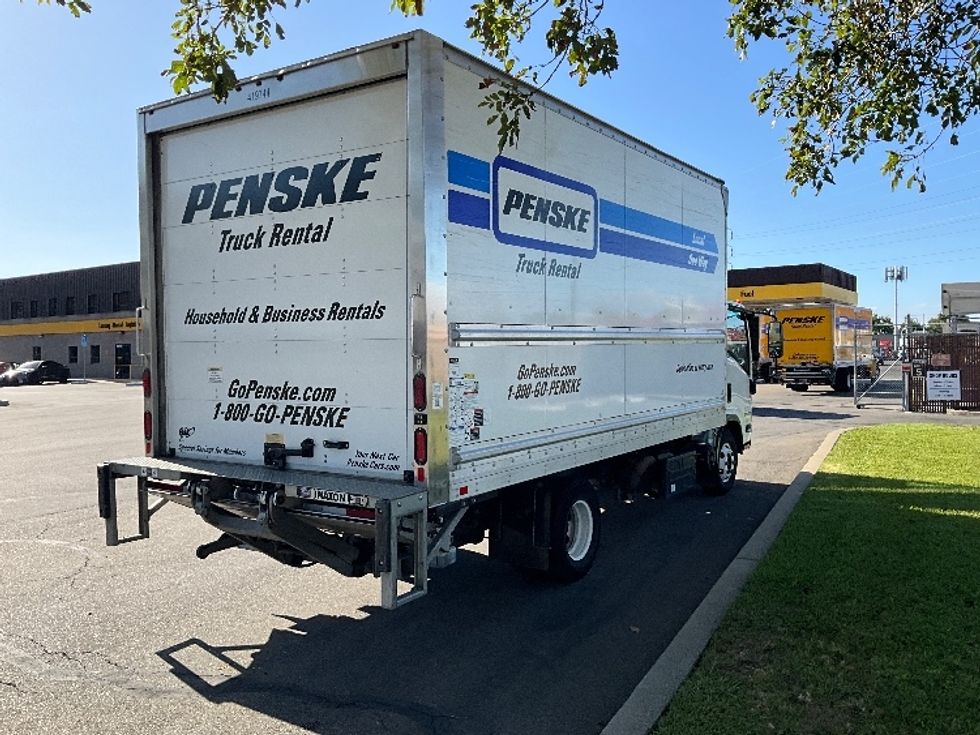 Light Duty Box Truck-Light and Medium Duty Trucks-Isuzu-2022-NPR-West Sacramento-CA-116,466\n\t\tmiles-$ 46,750 - Image 13