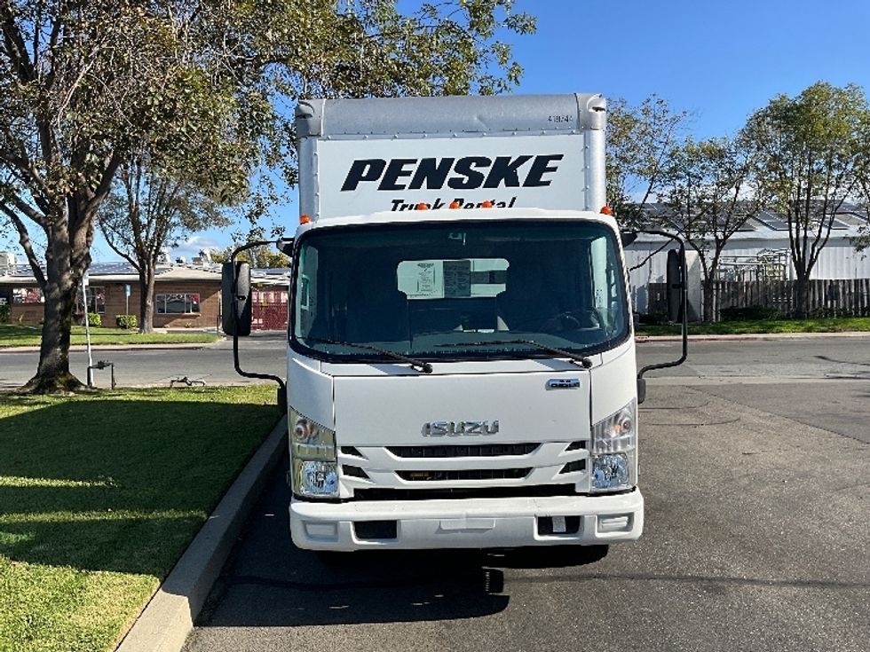 2022 Isuzu NPR photo 2