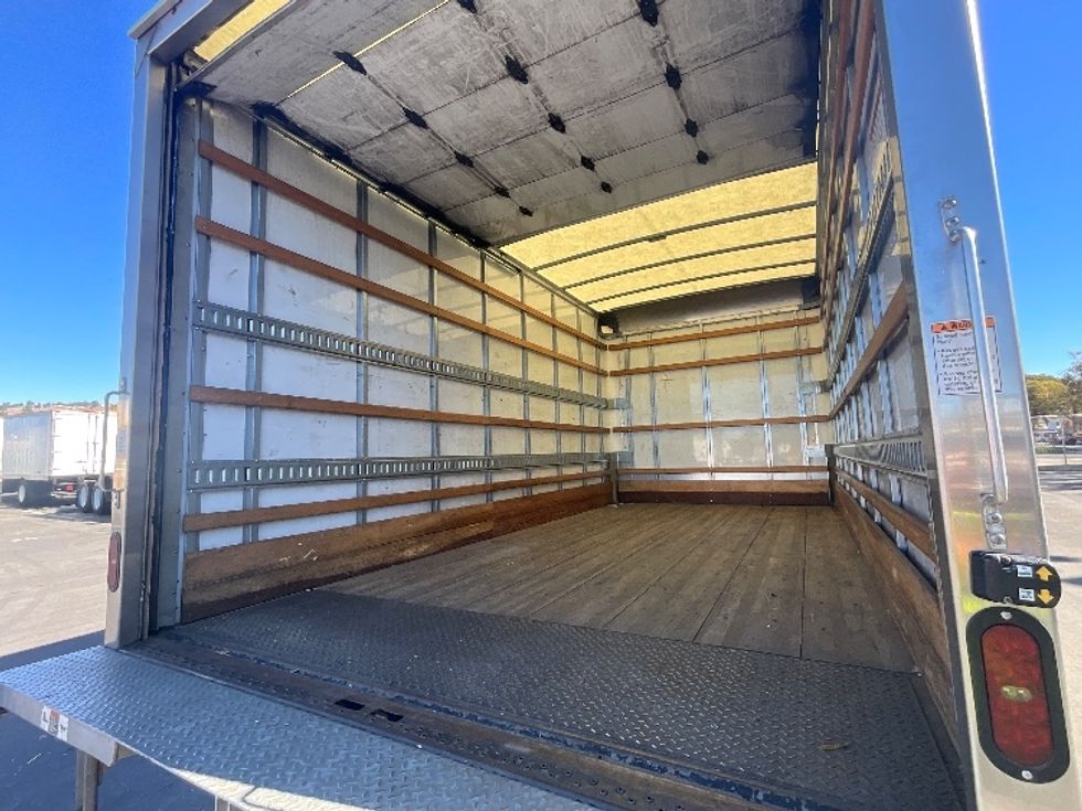 Light Duty Box Truck-Light and Medium Duty Trucks-Isuzu-2022-NPR-West Sacramento-CA-185,442\n\t\tmiles-$ 33,750 - Image 11