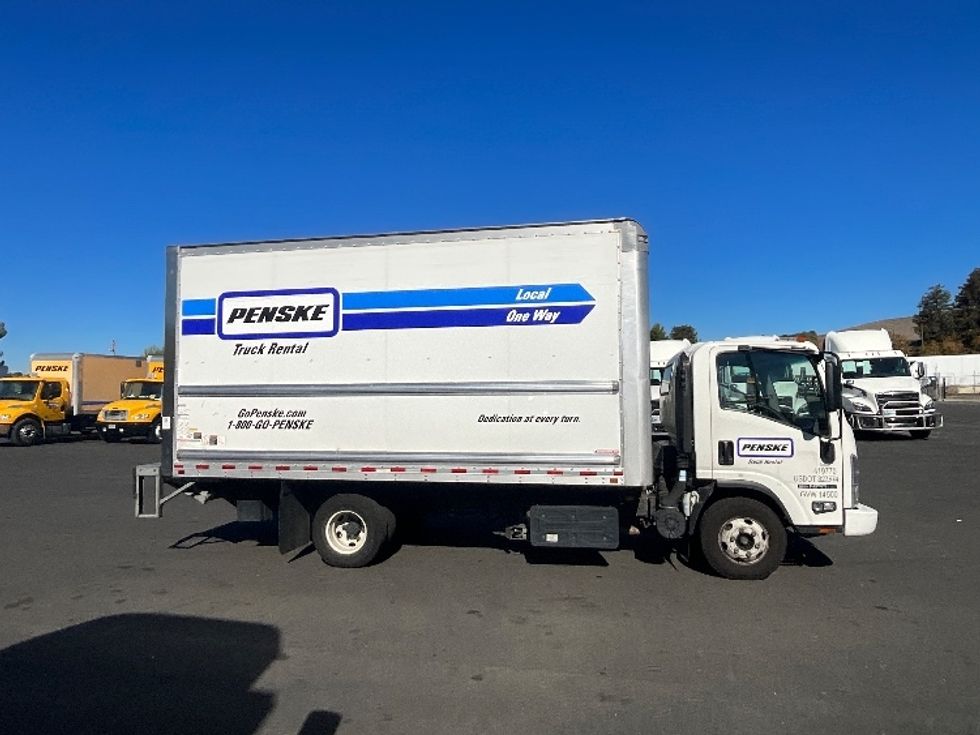 Light Duty Box Truck-Light and Medium Duty Trucks-Isuzu-2022-NPR-West Sacramento-CA-185,442\n\t\tmiles-$ 33,750 - Image 15