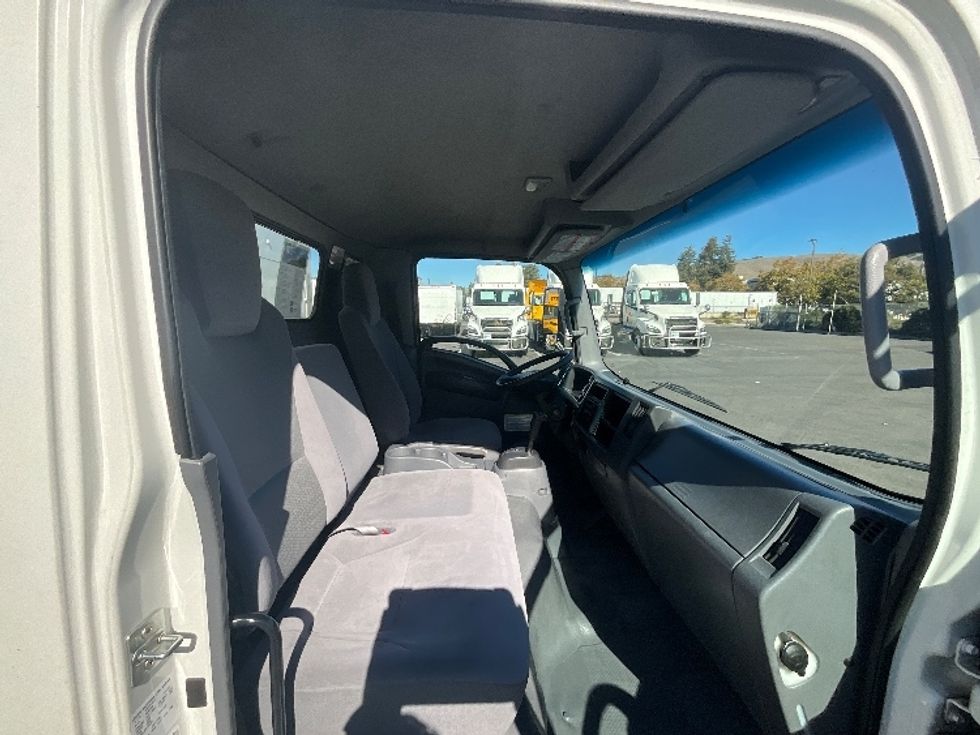 Light Duty Box Truck-Light and Medium Duty Trucks-Isuzu-2022-NPR-West Sacramento-CA-185,442\n\t\tmiles-$ 33,750 - Image 22