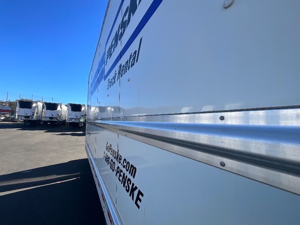 Light Duty Box Truck-Light and Medium Duty Trucks-Isuzu-2022-NPR-West Sacramento-CA-185,442\n\t\tmiles-$ 33,750 - Image 29