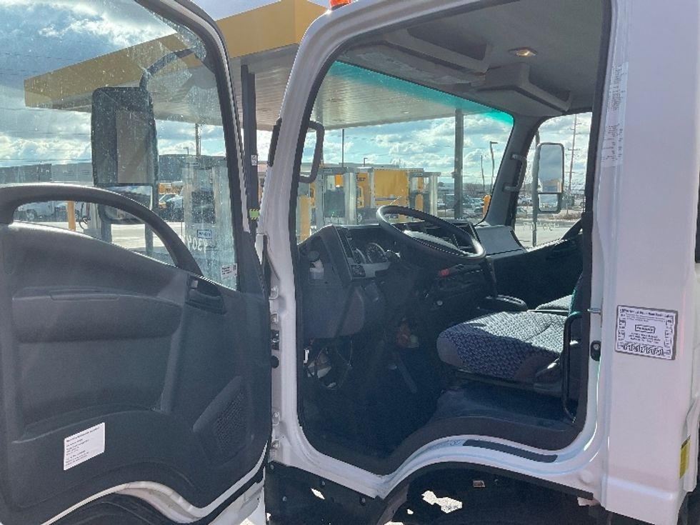 Light Duty Box Truck-Light and Medium Duty Trucks-Isuzu-2022-NPRXD-Boise-ID-31,722\n\t\tmiles-$ 57,500 - Image 15