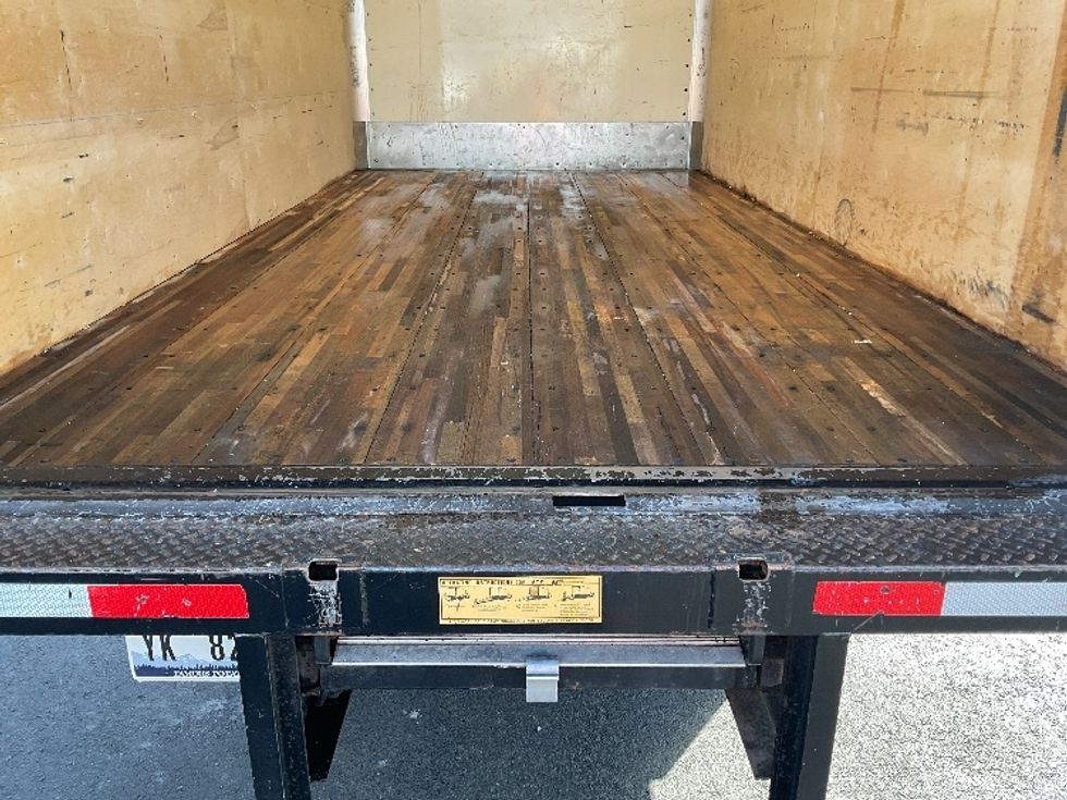 Light Duty Box Truck-Light and Medium Duty Trucks-Isuzu-2022-NPRXD-Boise-ID-31,722\n\t\tmiles-$ 57,500 - Image 9