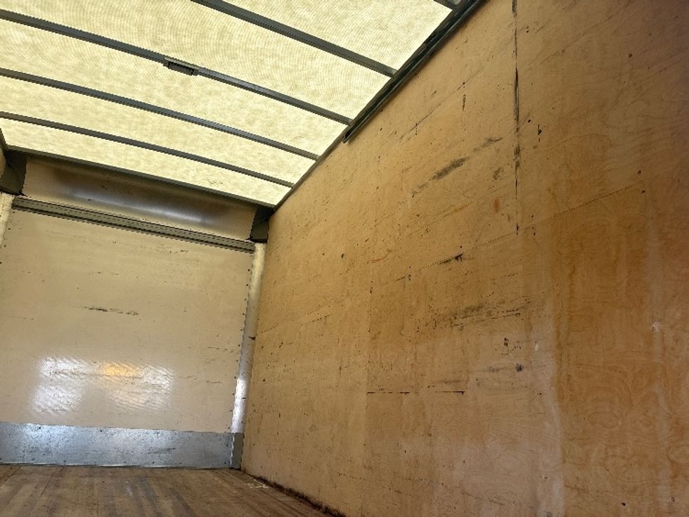 Light Duty Box Truck-Light and Medium Duty Trucks-Isuzu-2022-NPRXD-Everett-WA-52,325\n\t\tmiles-$ 55,000 - Image 12