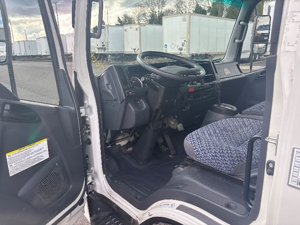 Light Duty Box Truck-Light and Medium Duty Trucks-Isuzu-2022-NPRXD-Everett-WA-52,325\n\t\tmiles-$ 55,000 - Image 16