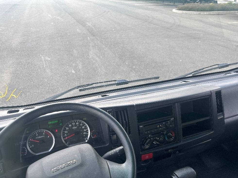 Light Duty Box Truck-Light and Medium Duty Trucks-Isuzu-2022-NPRXD-Everett-WA-52,325\n\t\tmiles-$ 55,000 - Image 17