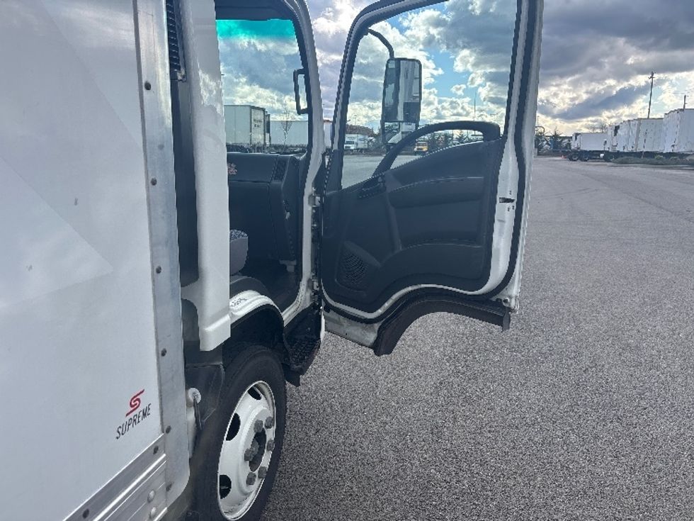 Light Duty Box Truck-Light and Medium Duty Trucks-Isuzu-2022-NPRXD-Everett-WA-52,325\n\t\tmiles-$ 55,000 - Image 20