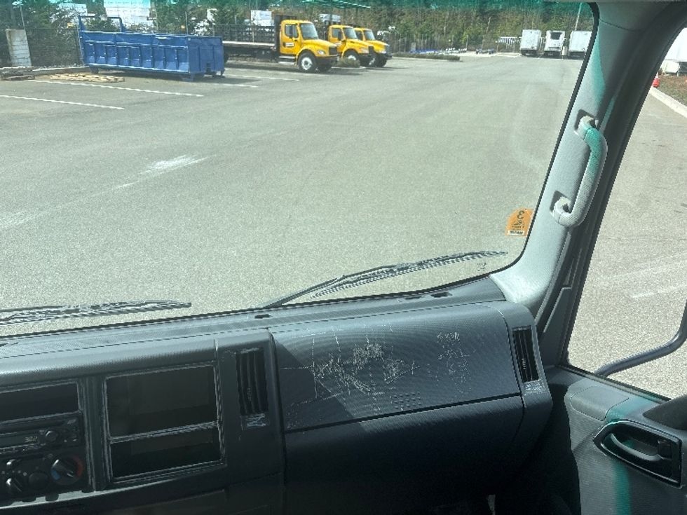 Light Duty Box Truck-Light and Medium Duty Trucks-Isuzu-2022-NPRXD-Everett-WA-56,836\n\t\tmiles-$ 54,500 - Image 21