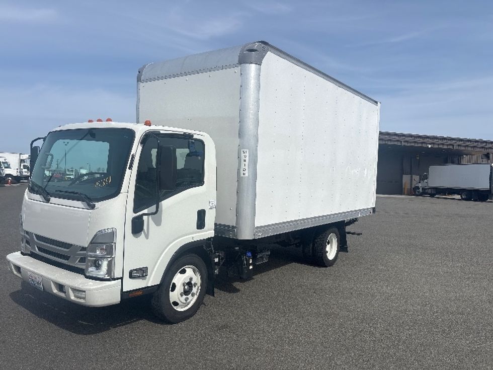 Light Duty Box Truck-Light and Medium Duty Trucks-Isuzu-2022-NPRXD-Everett-WA-56,836\n\t\tmiles-$ 54,500 - Image 3