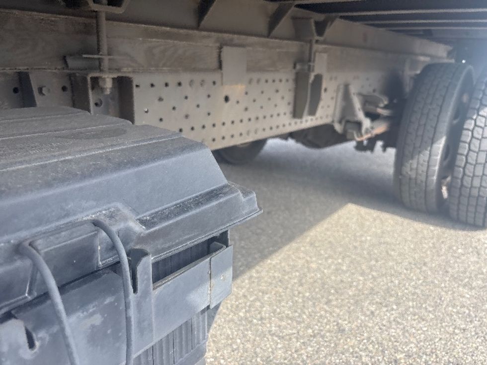 Light Duty Box Truck-Light and Medium Duty Trucks-Isuzu-2022-NPRXD-Everett-WA-56,836\n\t\tmiles-$ 54,500 - Image 5