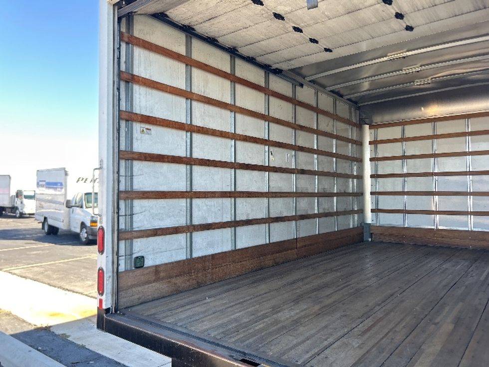 Light Duty Box Truck-Light and Medium Duty Trucks-Isuzu-2022-NPRXD-Fontana-CA-218,080\n\t\tmiles-$ 27,750 - Image 11