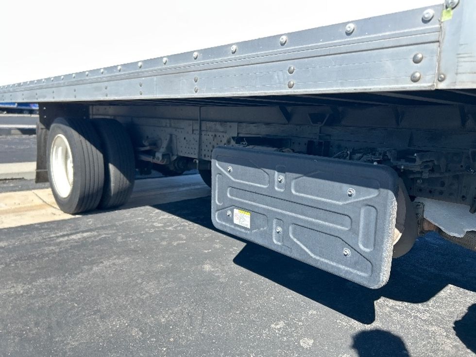 Light Duty Box Truck-Light and Medium Duty Trucks-Isuzu-2022-NPRXD-Fontana-CA-218,080\n\t\tmiles-$ 27,750 - Image 14