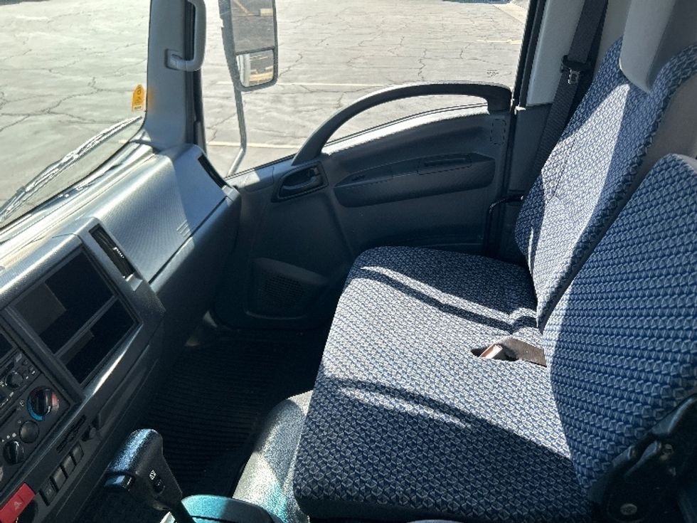 Light Duty Box Truck-Light and Medium Duty Trucks-Isuzu-2022-NPRXD-Fontana-CA-218,080\n\t\tmiles-$ 27,750 - Image 19
