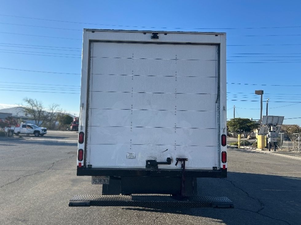 Light Duty Box Truck-Light and Medium Duty Trucks-Isuzu-2022-NPRXD-Fontana-CA-220,082\n\t\tmiles-$ 27,750 - Image 7