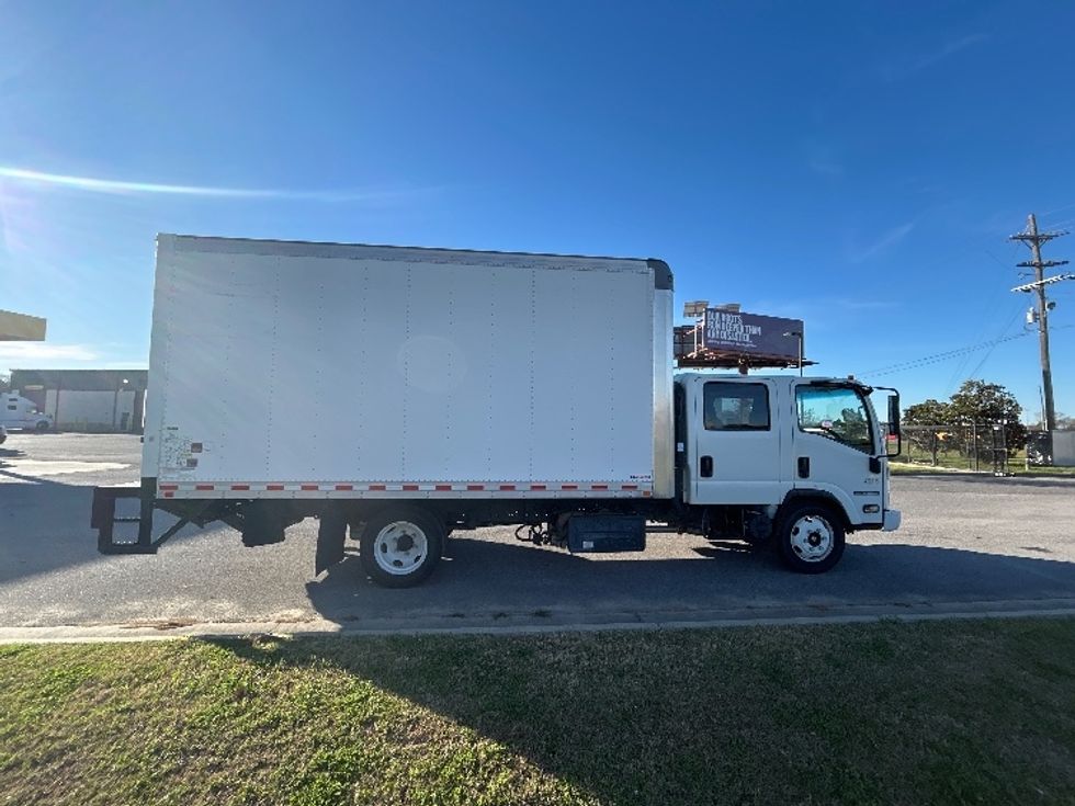 Light Duty Box Truck-Light and Medium Duty Trucks-Isuzu-2022-NPRXD-Lafayette-LA-29,968\n\t\tmiles-$ 65,000 - Image 11