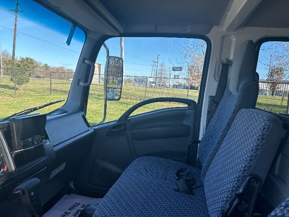 Light Duty Box Truck-Light and Medium Duty Trucks-Isuzu-2022-NPRXD-Lafayette-LA-29,968\n\t\tmiles-$ 65,000 - Image 15