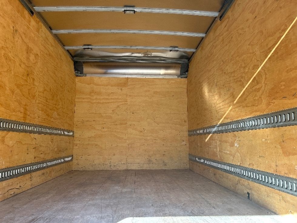 Light Duty Box Truck-Light and Medium Duty Trucks-Isuzu-2022-NPRXD-Lafayette-LA-29,968\n\t\tmiles-$ 65,000 - Image 7