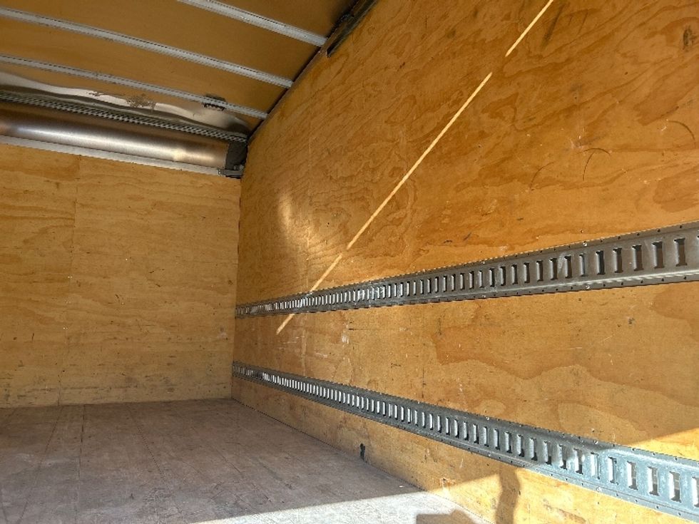 Light Duty Box Truck-Light and Medium Duty Trucks-Isuzu-2022-NPRXD-Lafayette-LA-29,968\n\t\tmiles-$ 65,000 - Image 9