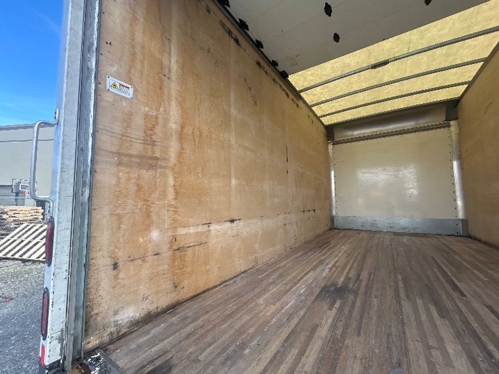 Light Duty Box Truck-Light and Medium Duty Trucks-Isuzu-2022-NPRXD-Lakewood-WA-34,999\n\t\tmiles-$ 57,250 - Image 10