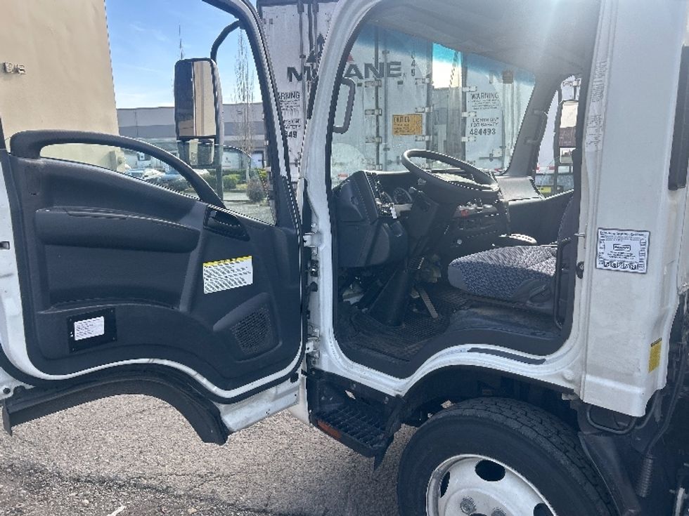 Light Duty Box Truck-Light and Medium Duty Trucks-Isuzu-2022-NPRXD-Lakewood-WA-34,999\n\t\tmiles-$ 57,250 - Image 19