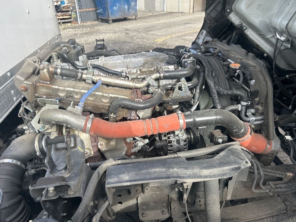 Light Duty Box Truck-Light and Medium Duty Trucks-Isuzu-2022-NPRXD-Lakewood-WA-34,999\n\t\tmiles-$ 57,250 - Image 22