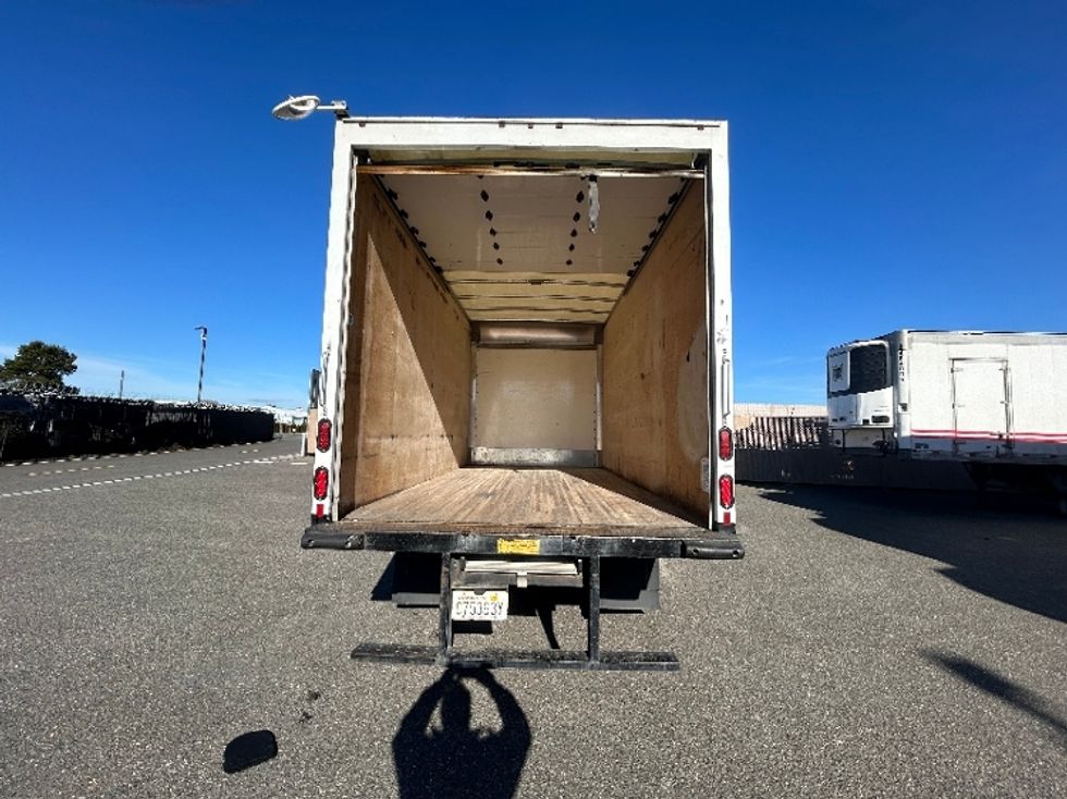 Light Duty Box Truck-Light and Medium Duty Trucks-Isuzu-2022-NPRXD-Lakewood-WA-34,999\n\t\tmiles-$ 57,250 - Image 8