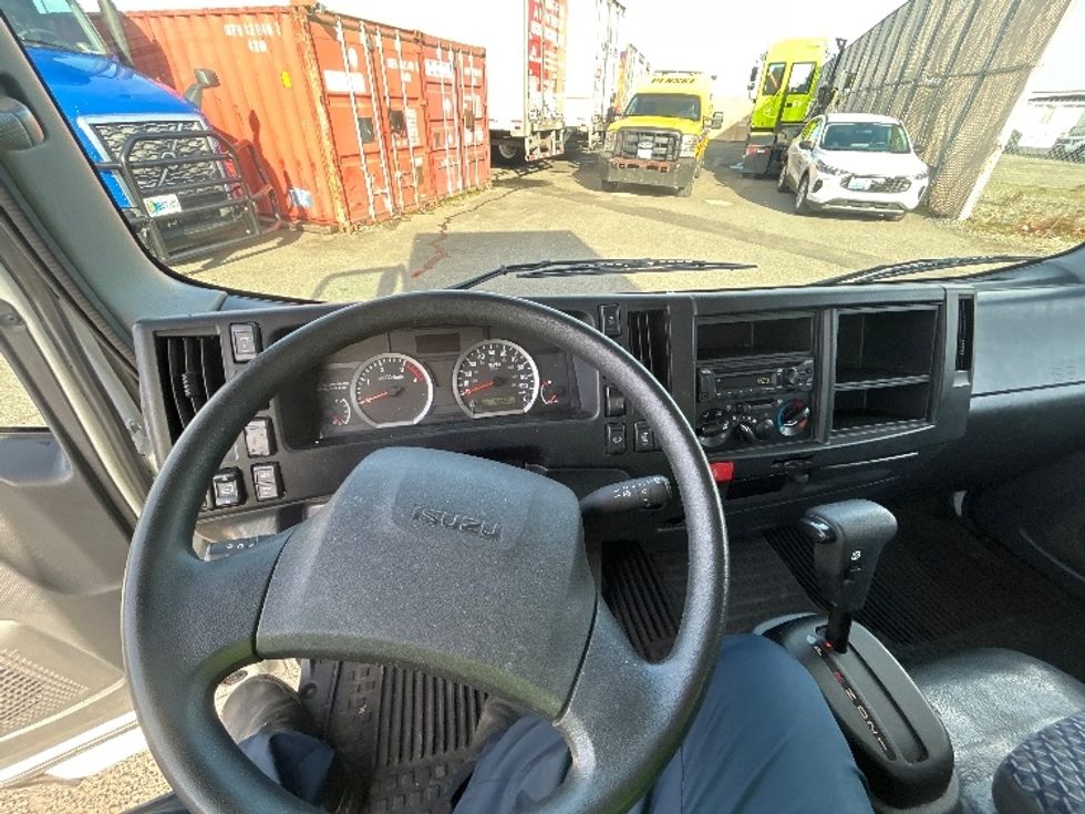 Light Duty Box Truck-Light and Medium Duty Trucks-Isuzu-2022-NPRXD-Lakewood-WA-43,980\n\t\tmiles-$ 56,000 - Image 18