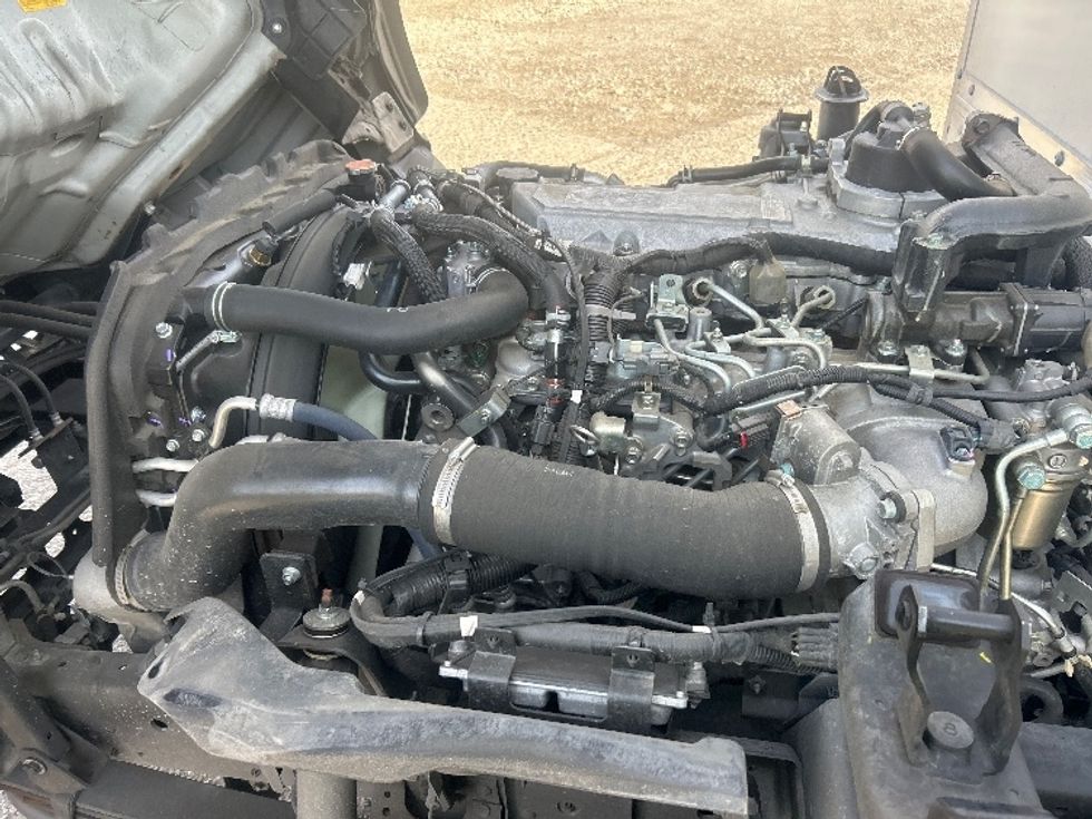 Light Duty Box Truck-Light and Medium Duty Trucks-Isuzu-2022-NPRXD-Lakewood-WA-43,980\n\t\tmiles-$ 56,000 - Image 24