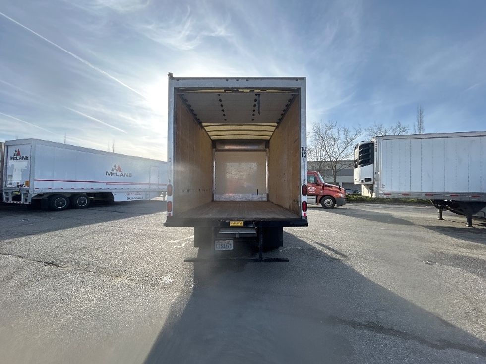 Light Duty Box Truck-Light and Medium Duty Trucks-Isuzu-2022-NPRXD-Lakewood-WA-43,980\n\t\tmiles-$ 56,000 - Image 9
