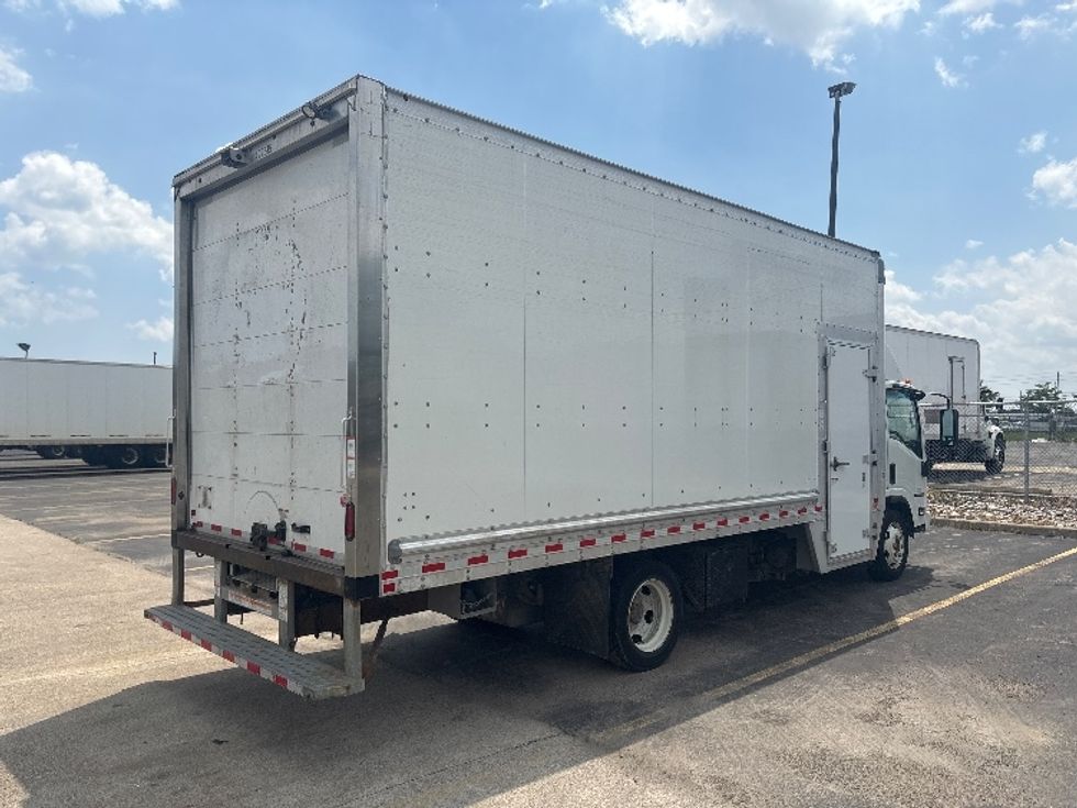 Light Duty Box Truck-Light and Medium Duty Trucks-Isuzu-2022-NPRXD-Mississauga-ON-89,121\n\t\tkm-$ 61,250 - Image 11