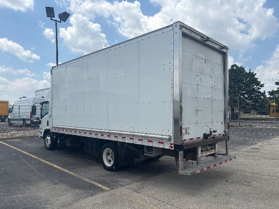Light Duty Box Truck-Light and Medium Duty Trucks-Isuzu-2022-NPRXD-Mississauga-ON-89,121\n\t\tkm-$ 61,250 - Image 6