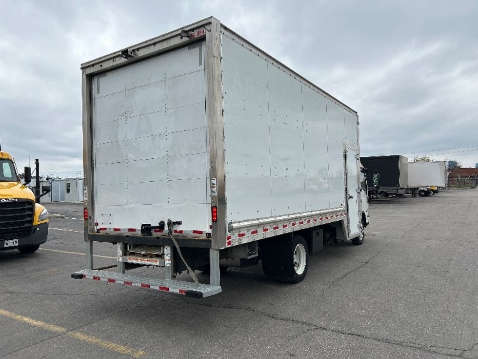 Light Duty Box Truck-Light and Medium Duty Trucks-Isuzu-2022-NPRXD-Mississauga-ON-92,874\n\t\tkm-$ 71,750 - Image 12