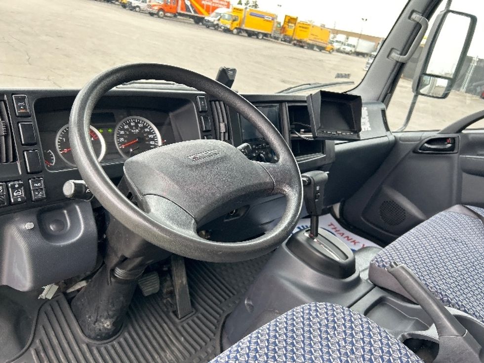 Light Duty Box Truck-Light and Medium Duty Trucks-Isuzu-2022-NPRXD-Mississauga-ON-92,874\n\t\tkm-$ 71,750 - Image 16