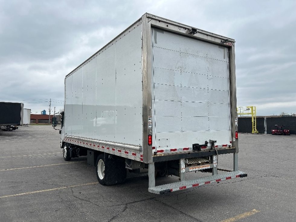 Light Duty Box Truck-Light and Medium Duty Trucks-Isuzu-2022-NPRXD-Mississauga-ON-92,874\n\t\tkm-$ 71,750 - Image 6