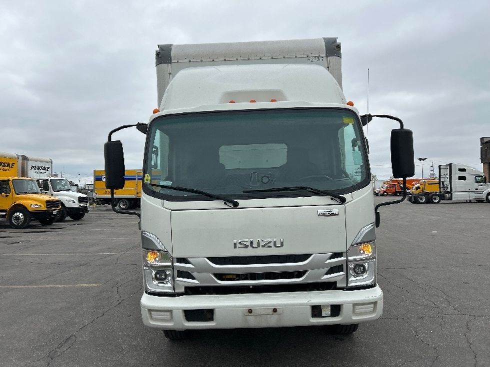 Light Duty Box Truck-Light and Medium Duty Trucks-Isuzu-2022-NPRXD-Mississauga-ON-96,237\n\t\tkm-$ 71,500 - Image 2