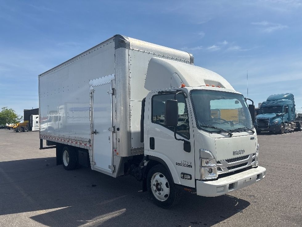 Light Duty Box Truck-Light and Medium Duty Trucks-Isuzu-2022-NPRXD-Mississauga-ON-96,535\n\t\tkm-$ 66,500 - Image 1