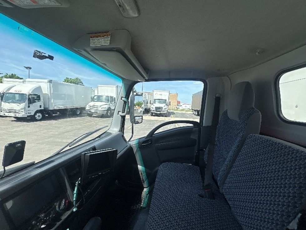 Light Duty Box Truck-Light and Medium Duty Trucks-Isuzu-2022-NPRXD-Mississauga-ON-96,535\n\t\tkm-$ 66,500 - Image 18