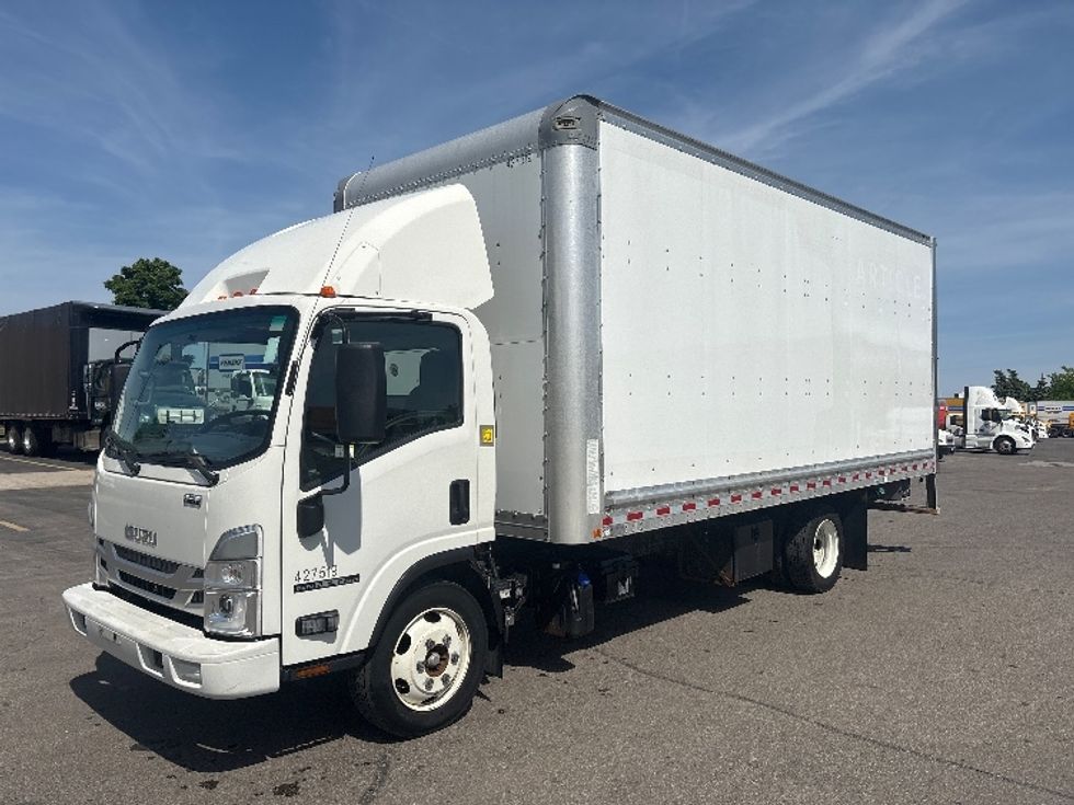 Light Duty Box Truck-Light and Medium Duty Trucks-Isuzu-2022-NPRXD-Mississauga-ON-96,535\n\t\tkm-$ 66,500 - Image 3
