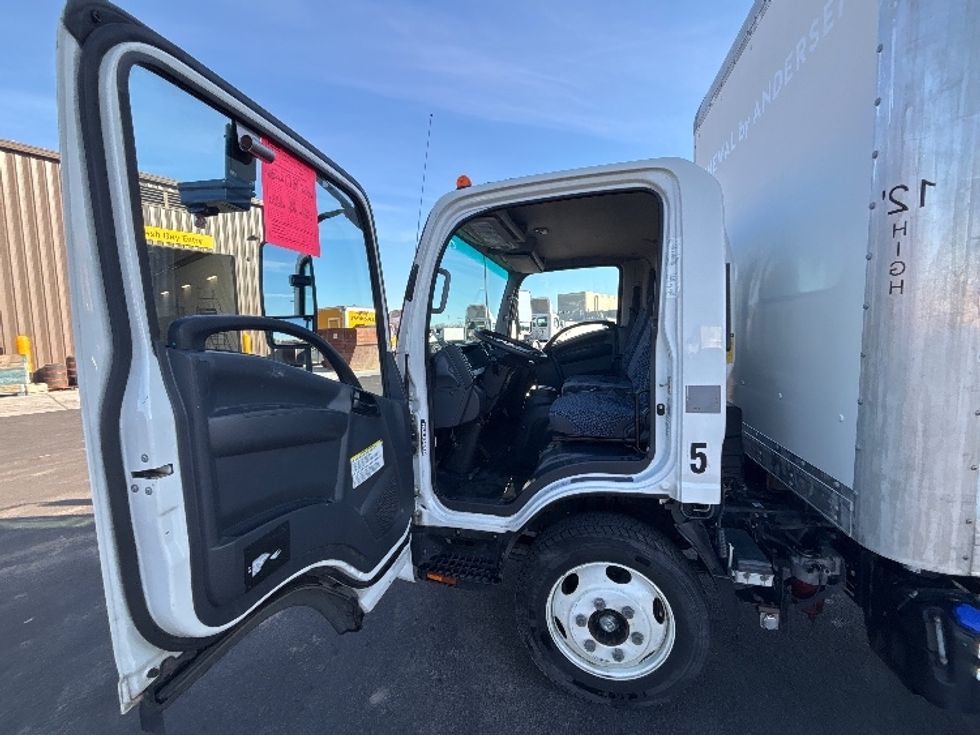 Light Duty Box Truck-Light and Medium Duty Trucks-Isuzu-2022-NPRXD-Pasco-WA-89,471\n\t\tmiles-$ 50,750 - Image 16