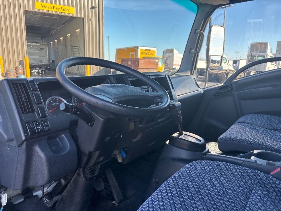 Light Duty Box Truck-Light and Medium Duty Trucks-Isuzu-2022-NPRXD-Pasco-WA-89,471\n\t\tmiles-$ 50,750 - Image 17