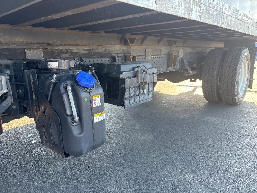 Light Duty Box Truck-Light and Medium Duty Trucks-Isuzu-2022-NPRXD-Pasco-WA-89,471\n\t\tmiles-$ 50,750 - Image 5