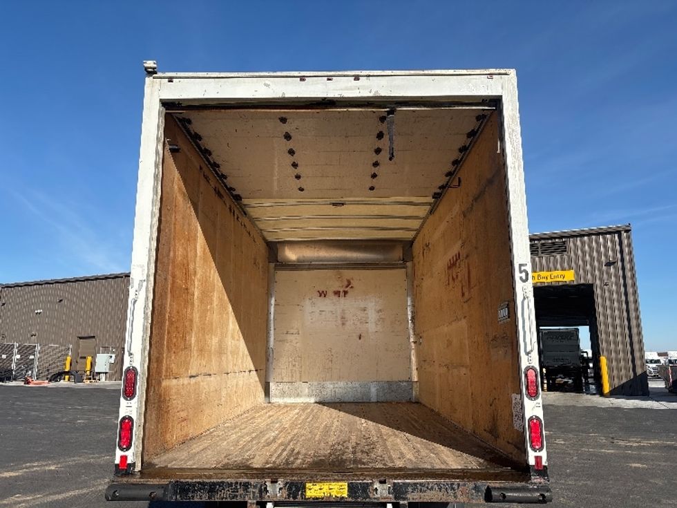 Light Duty Box Truck-Light and Medium Duty Trucks-Isuzu-2022-NPRXD-Pasco-WA-89,471\n\t\tmiles-$ 50,750 - Image 8