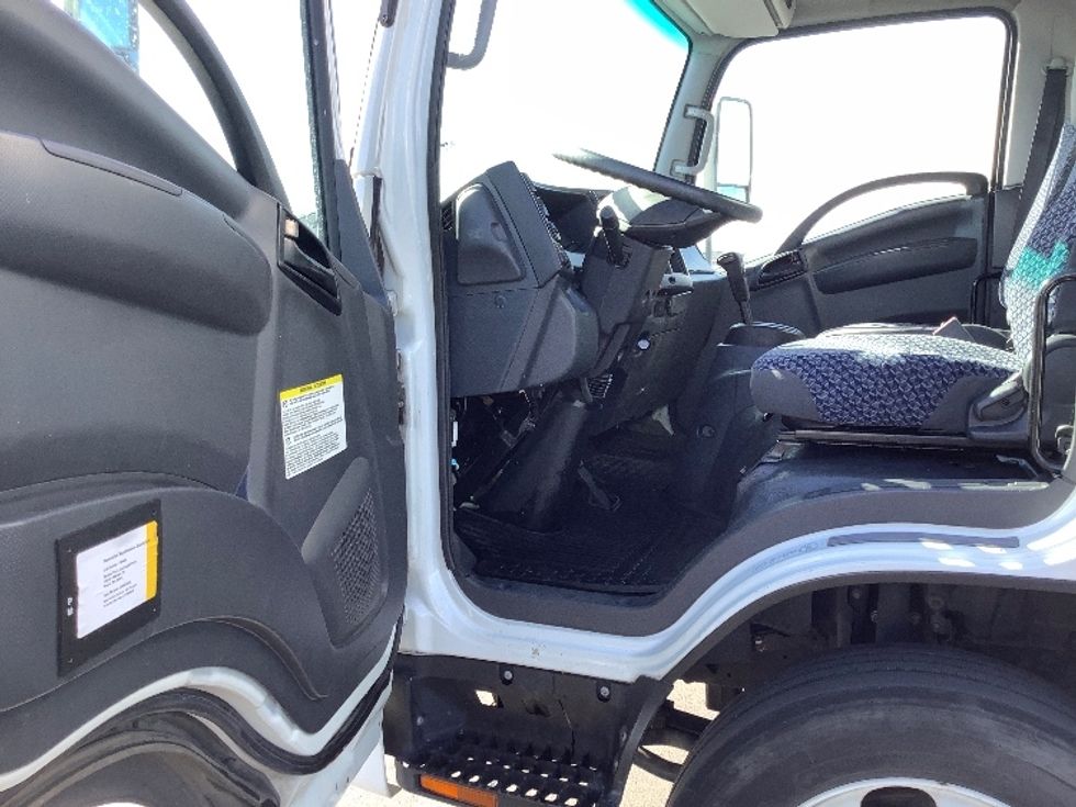 Light Duty Box Truck-Light and Medium Duty Trucks-Isuzu-2022-NPRXD-Pasco-WA-95,332\n\t\tmiles-$ 50,000 - Image 16