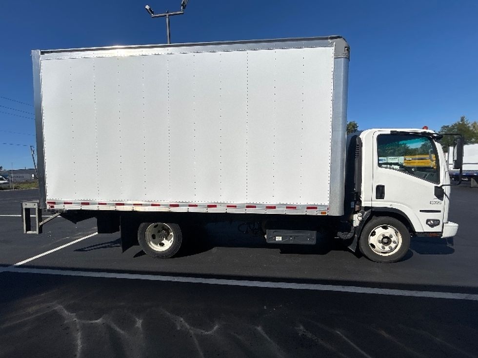 Light Duty Box Truck-Light and Medium Duty Trucks-Isuzu-2022-NPRXD-Piqua-OH-181,639\n\t\tmiles-$ 34,250 - Image 15